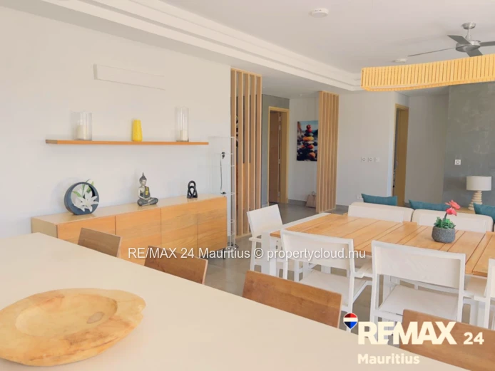 3 Bedrooms Penthouse | Private Jacuzzi | Shared Pool | Fully Furnished