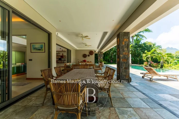 Anahita Golf Resort – Villa 5 chambres avec vue exceptionnelle sur le golf