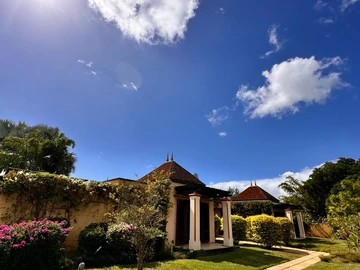 4 Bedroom Villa