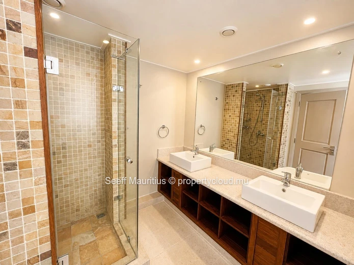 Exceptional 3-Bedroom Duplex with Spectacular Le Morne & Lagoon Views