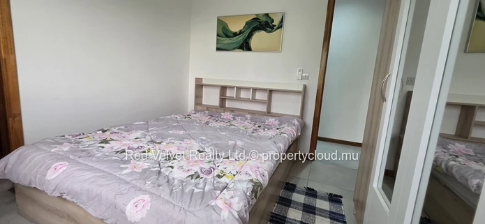 Luxury Furnished 3-Bedroom Townhouse with Rooftop Terrace and Jacuzzi – Flic en Flac | Rs 15M