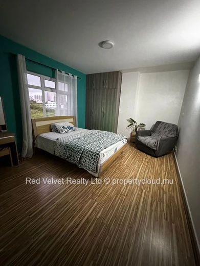Appartement meublé de 3 chambres à vendre - Sodnac, Quatre Bornes