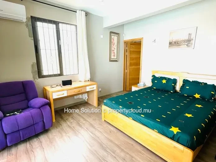 Semi-furnished House in Pereybère