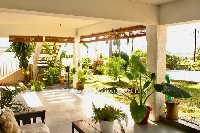 Chic & Modern Studio_Avenue des Jacarandas