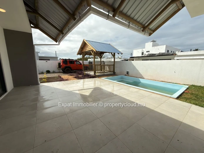 3-Bedroom Villa With Private Pool, Gazebo & Large Garden – Grand Baie