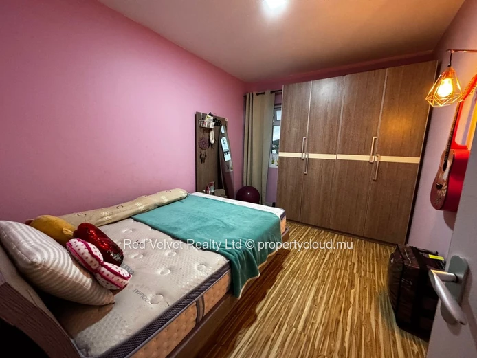 Appartement meublé de 3 chambres à vendre - Sodnac, Quatre Bornes
