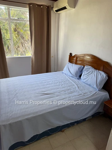 Beautiful Triplex for Rent in Pereybere