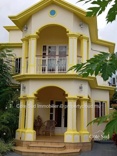 Charming furnished house in Mahébourg, 4 bedrooms