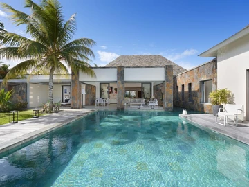 4 Bedroom Villa