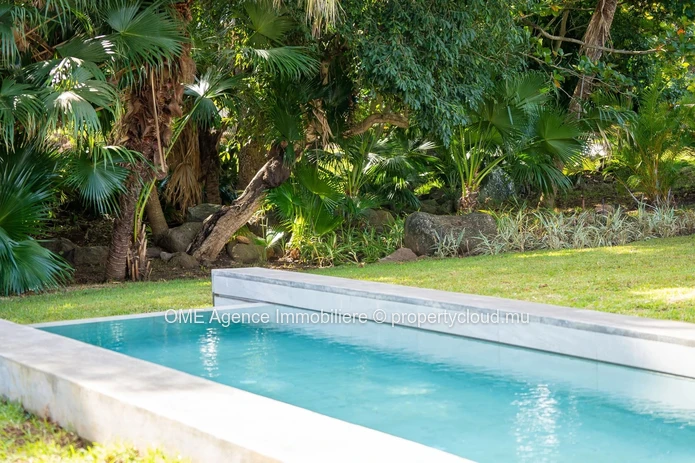 BEL OMBRE - Luxury villa in the heart of a 2500 hectare estate - 3 bedrooms