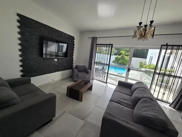4 Bedroom Villa
