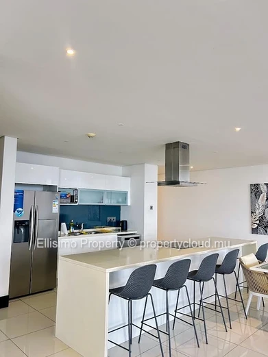 À Louer – Appartement Moderne de 3 Chambres à La Croisette, Grand Baie