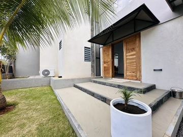 4 Bedroom Villa