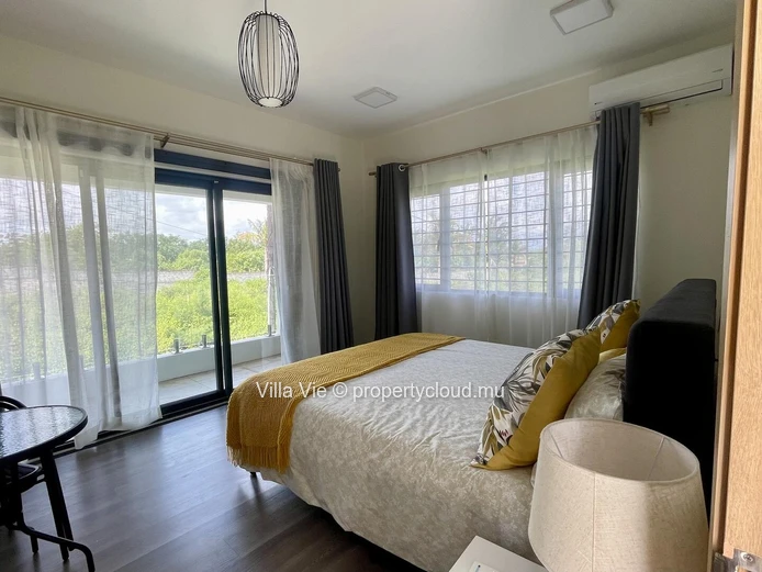 Péreybère - Modern 4-bedroom villa with private pool 