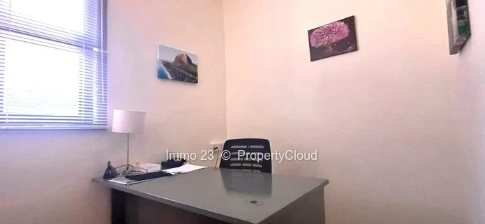 Office - 46m2 - Port Louis - Ref. BU98374LO