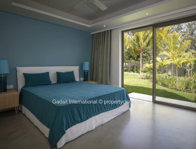 Architect-Designed 4-Suite Villa with Pool and Golf View in Anahita, Mauritius