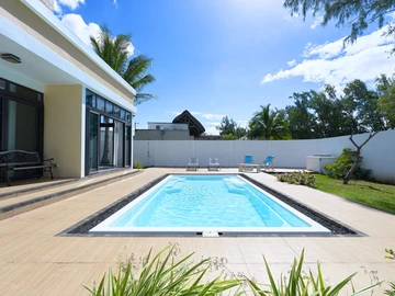 4 Bedroom Building