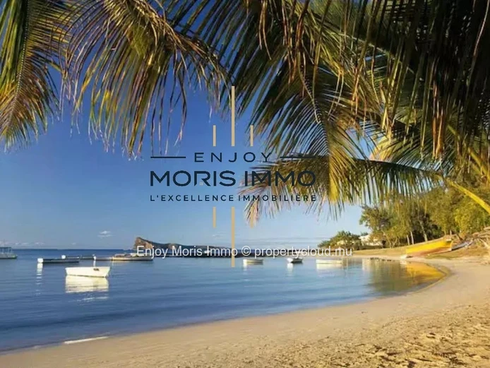 Contemporary 2-Bedroom Apartment by the Sea - For Rent in Bain Boeuf