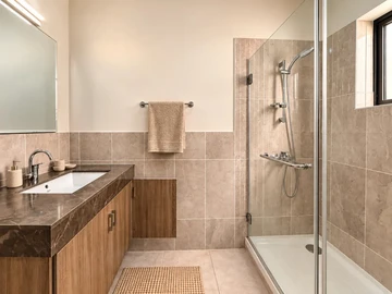 4 Bedroom Apartment