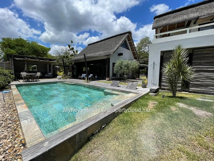 Luxury Villa - Black River - 4 Bedrooms