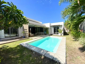 4 Bedroom Villa