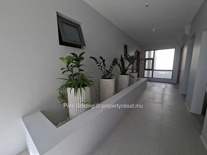 Brand New 2-Bedroom Apartment for Rent in Pereybere – Modern Comfort in a Prime Coastal Location