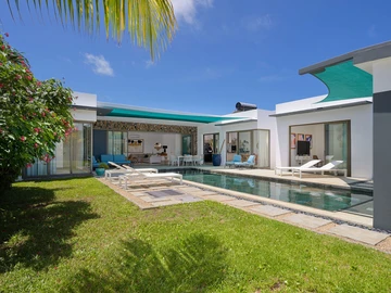 4 Bedroom Villa