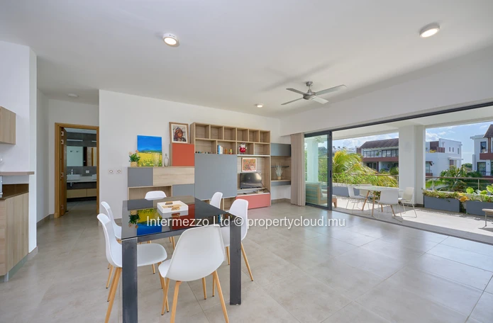 Appartement RES Mont Choisy — 3 chambres, seul à l'étage, plage à pied & accès privilégié