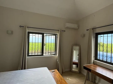 5 Bedroom Villa