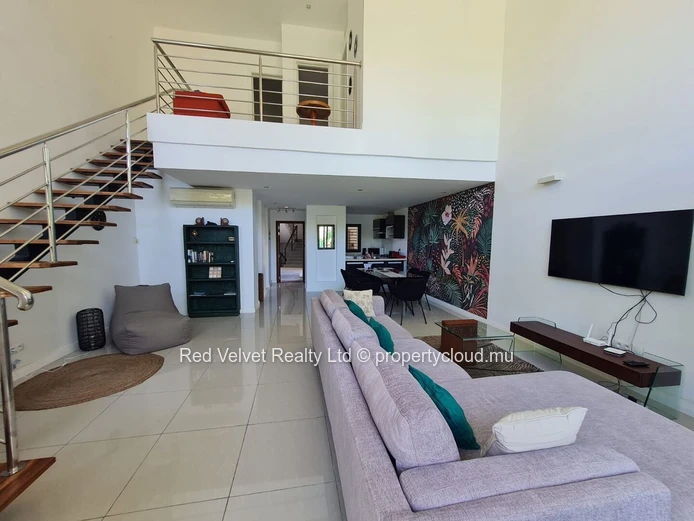 Luxury Beachfront Villa for Rent in Bain Boeuf | Coin de Mire Views