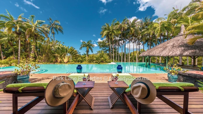 Exquisite Colonial Estate in the Heart of Chamarel’s Lush Mountains