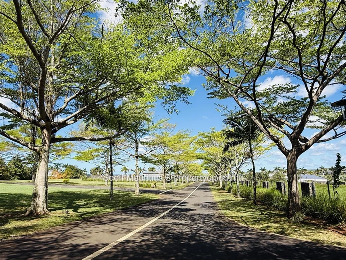 Residential Land in a Premium Gated Estate - Les Coteaux de Belle Vue