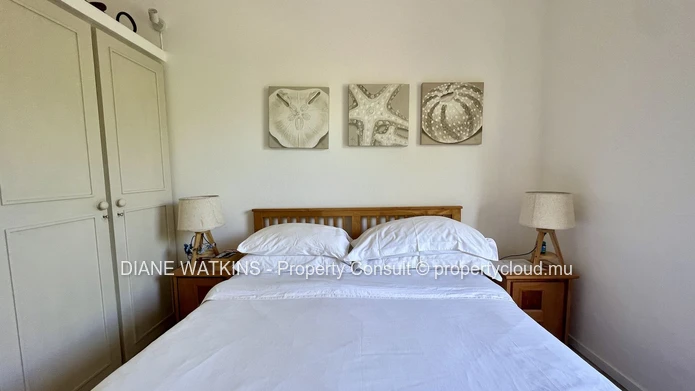 Rare 3-Bedroom Beachfront Villa for Rent in La Preneuse