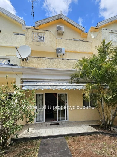 Triplex For Sale In Flic en Flac