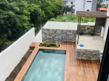 4 Bedroom Villa