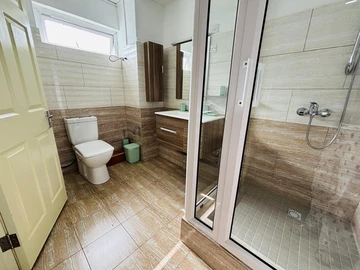 3 Bedroom Townhouse, Duplex