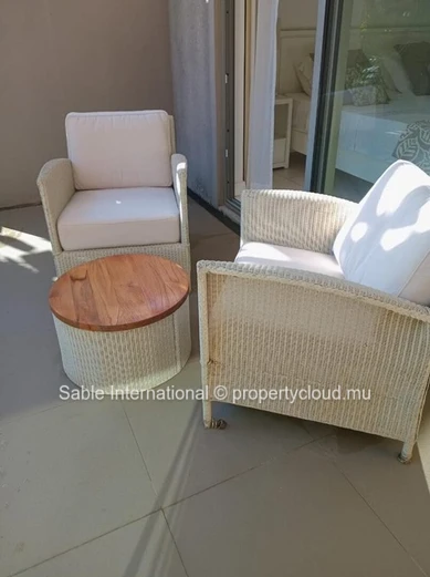 Luxury Apartment in Tamarin, Rivière Noire - Black River Area with Mountain & River Views, Pool, and More! 