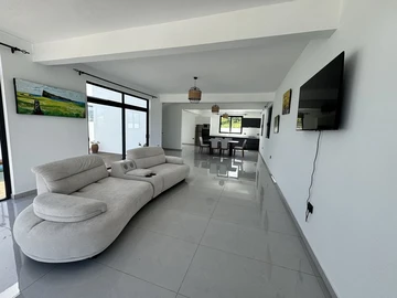 3 Bedroom Villa