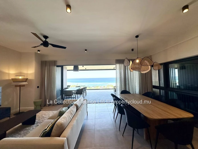 Apartment I Black River I Panoramic View
