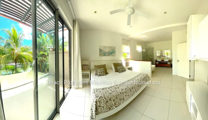 Luxury Waterfront Apartment for Rent | La Balise Marina, Black River