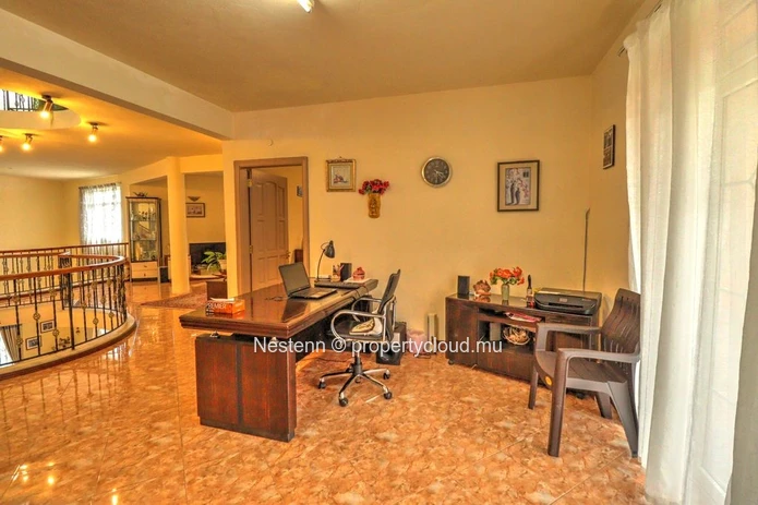 Spacious family house - St Paul