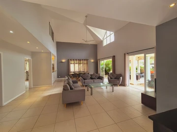 4 Bedroom House To Let in Grande Riviere 