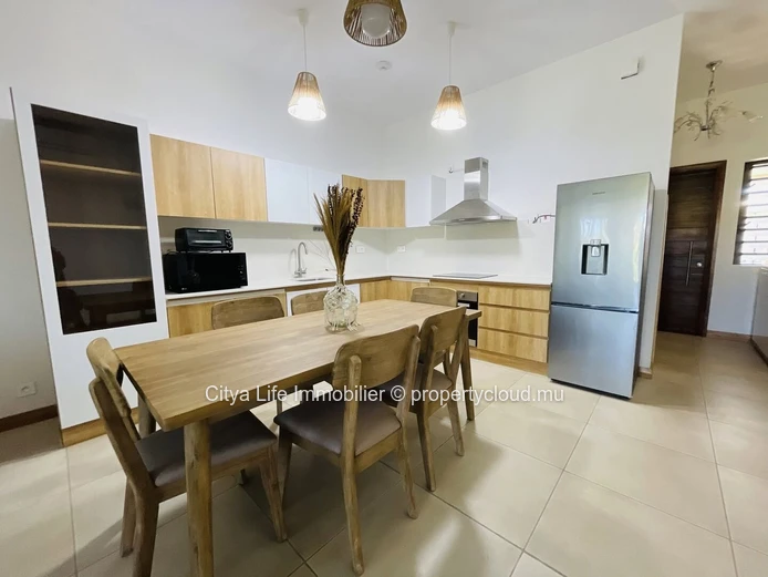 Spacious apartment for rent at Beau Plan (Sole Mandate)
