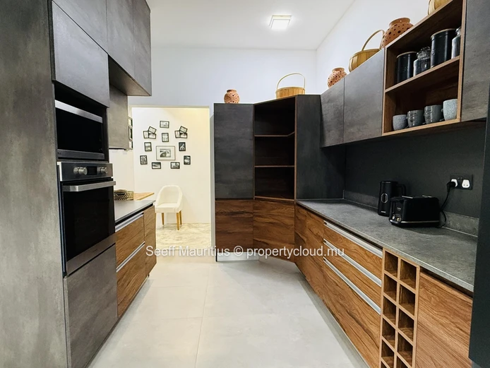 Villa Contemporaine 3 Chambres à Calodyne 