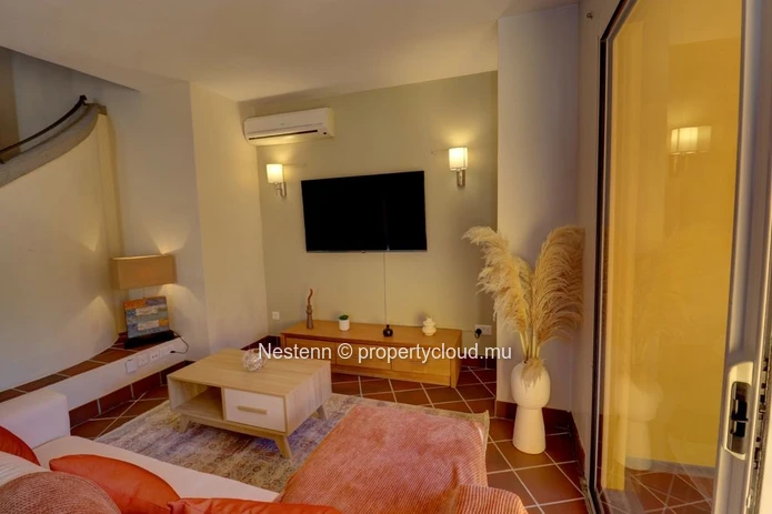 Duplex contemporain 2 chambres dans une résidence sécurisée au bord du lac