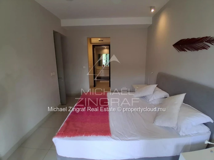 2-Bedroom Duplex with Direct Beach Access – Pereybere