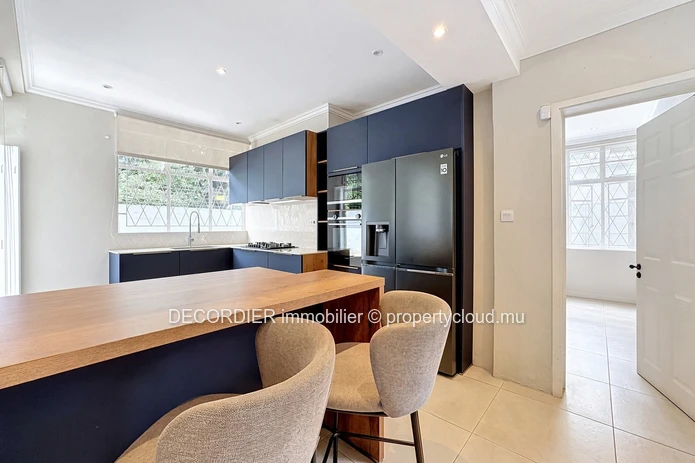 À Vendre – Belle Villa Rénovée À Beau-Bassin