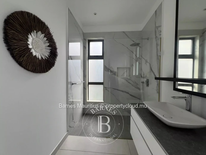 ANAHITA GOLF RESORT – Villa contemporaine neuve - 4 chambres