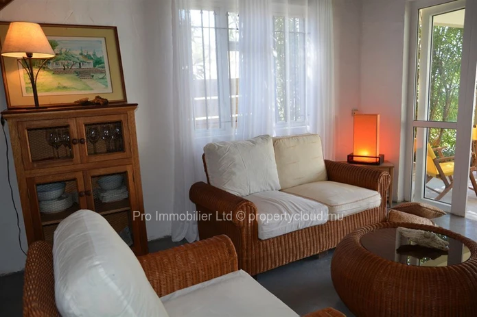 Cosy 3-Bedroom Beach House ,  Trou d’Eau Douce