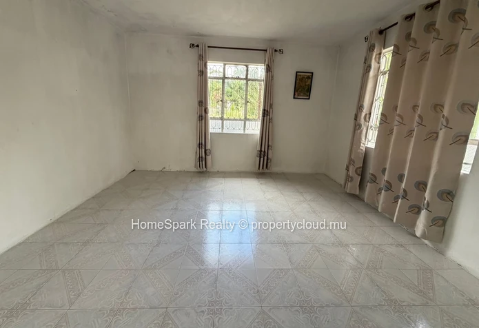 House for Sale – Flacq